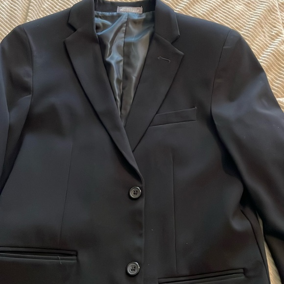 Van Heusen black suit jacket boys size 18 - Picture 1 of 5